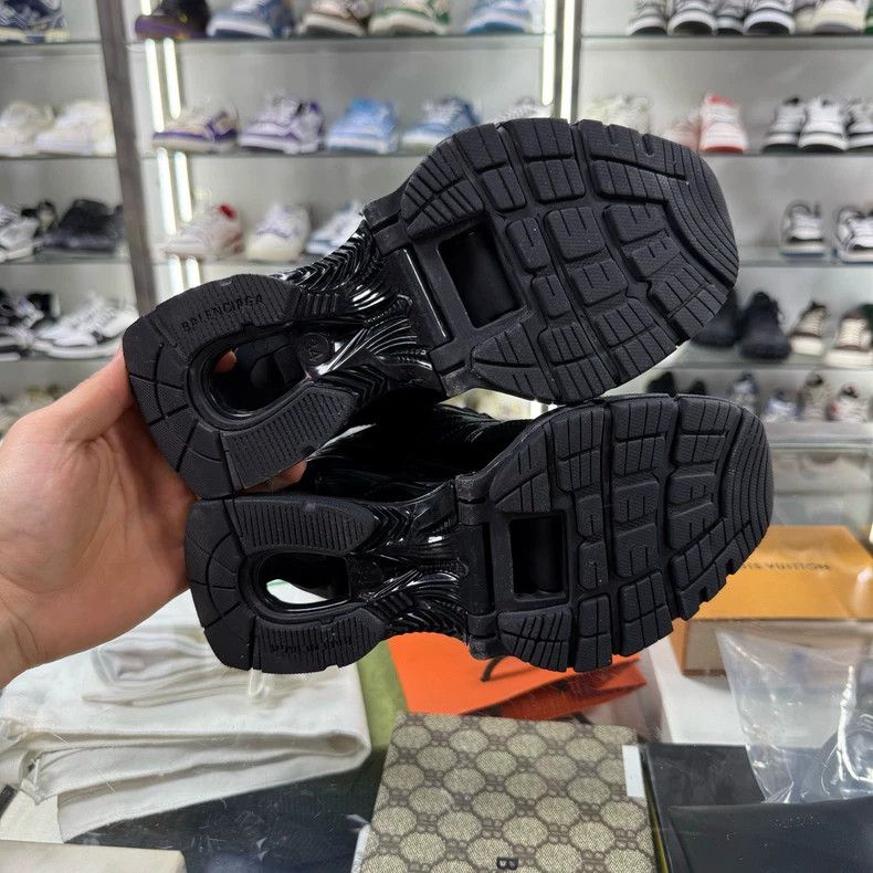 Balenciaga Balenciaga X-PANDER Sneakers in Black Size US 4 / IT 34 - 7 Thumbnail