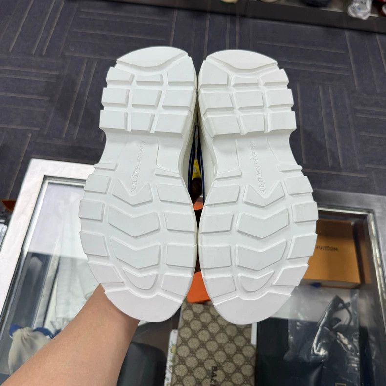 Alexander McQueen ALEXANDER MCQUEEN Blue Canvas Sneakers Size 36 Size US 6 / IT 36 - 2 Thumbnail
