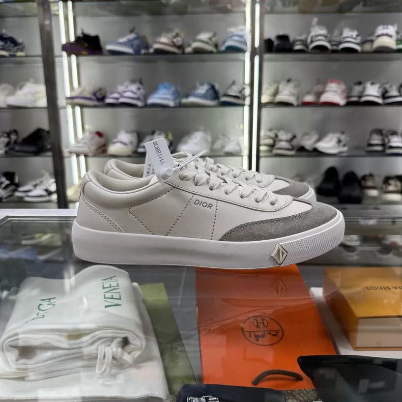 Dior DIOR B101 White Sneakers Size 40 Size US 9 / IT 39 - 2 Thumbnail
