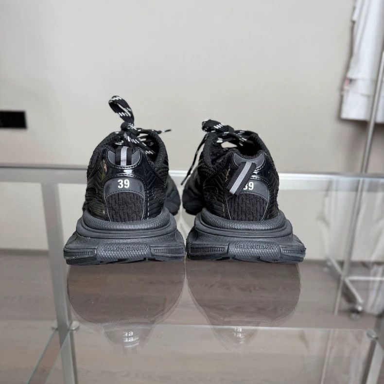 Balenciaga Balenciaga 3XL Black and White Sneakers Size US 6 / IT 36 - 3 Thumbnail