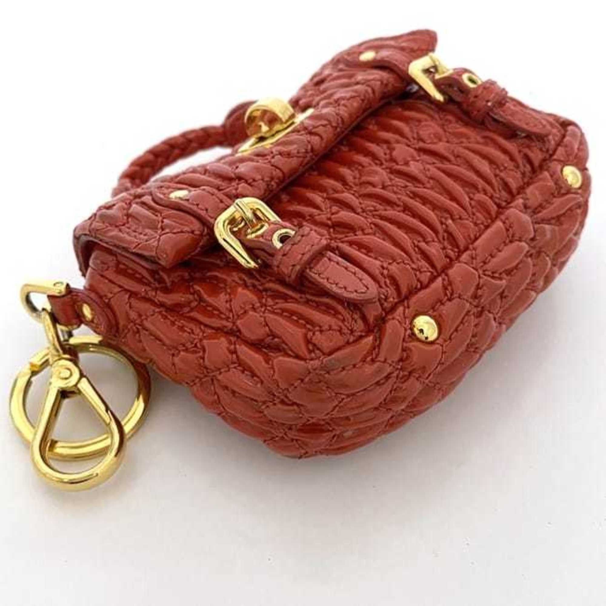Miu Miu Miu Miu Miu Charm Pouch ec-23001 Red Matelasse Enamel 149 Key Holder Coin Case Mini Compact Women's Coins Size ONE SIZE - 6 Thumbnail