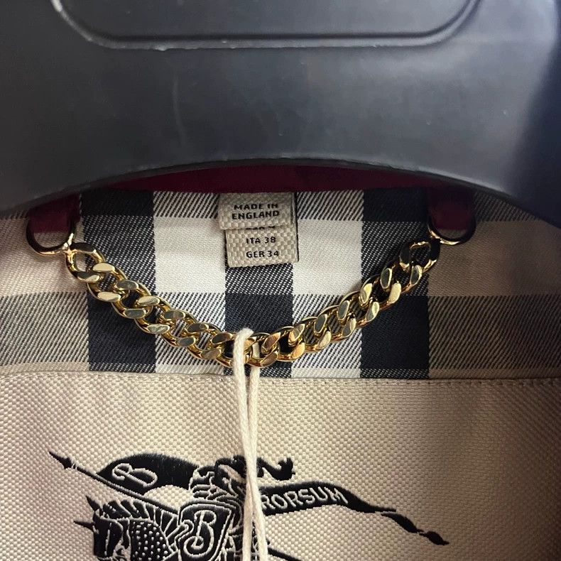 Burberry Burberry Burgundy Double-Breasted Jacket Size M / US 6-8 / IT 42-44 - 2 Thumbnail