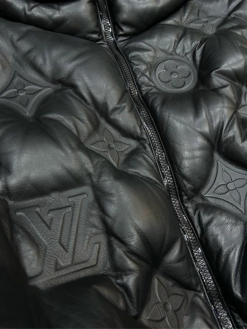 Louis Vuitton Louis Vuitton Black Puffer Vest Size M Size M / US 6-8 / IT 42-44 - 3 Thumbnail