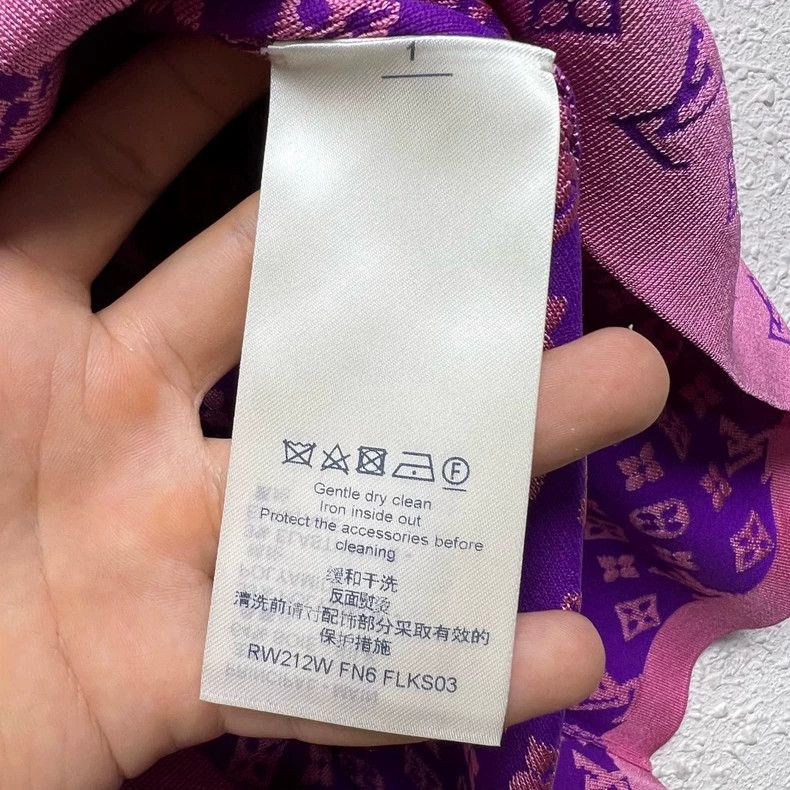 Louis Vuitton Louis Vuitton Purple Logo Knit Short Sleeve Top Size L / US 10 / IT 46 - 5 Thumbnail
