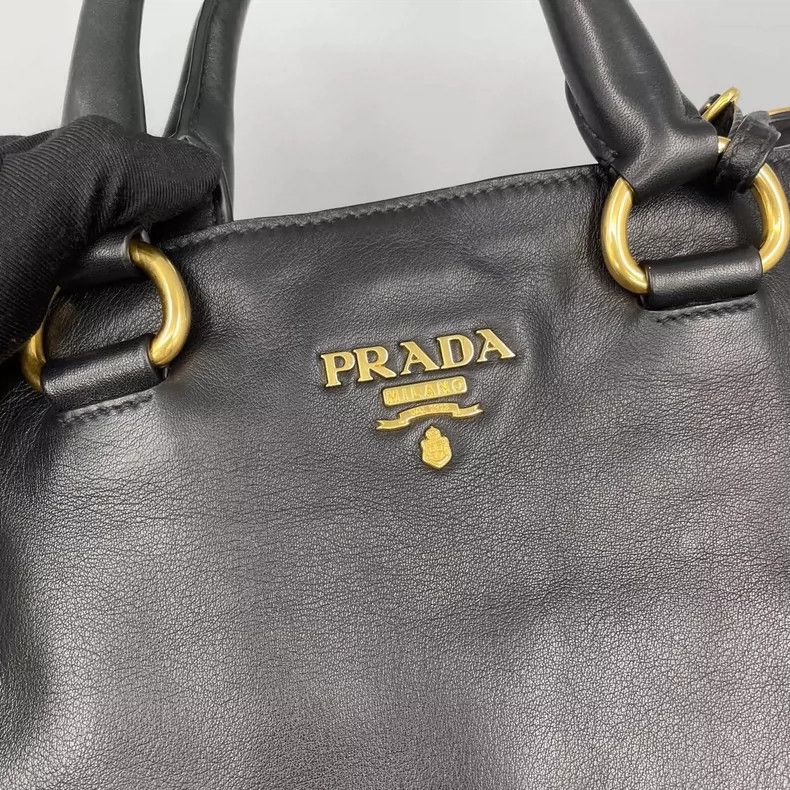 Prada Prada Black Leather Tote Bag with Strap Size ONE SIZE - 6 Thumbnail