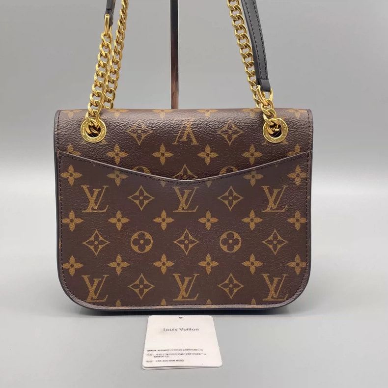 Louis Vuitton Louis Vuitton Passy Enameled Shoulder Bag Size ONE SIZE - 2 Thumbnail