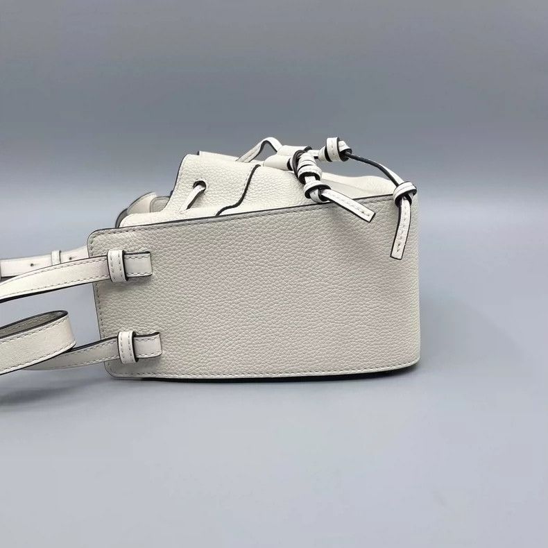 Loewe Loewe Hammock Crossbody Bag in Grey Size ONE SIZE - 4 Thumbnail