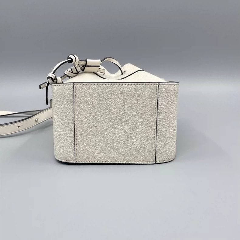 Loewe Loewe Hammock Crossbody Bag in Grey Size ONE SIZE - 3 Thumbnail