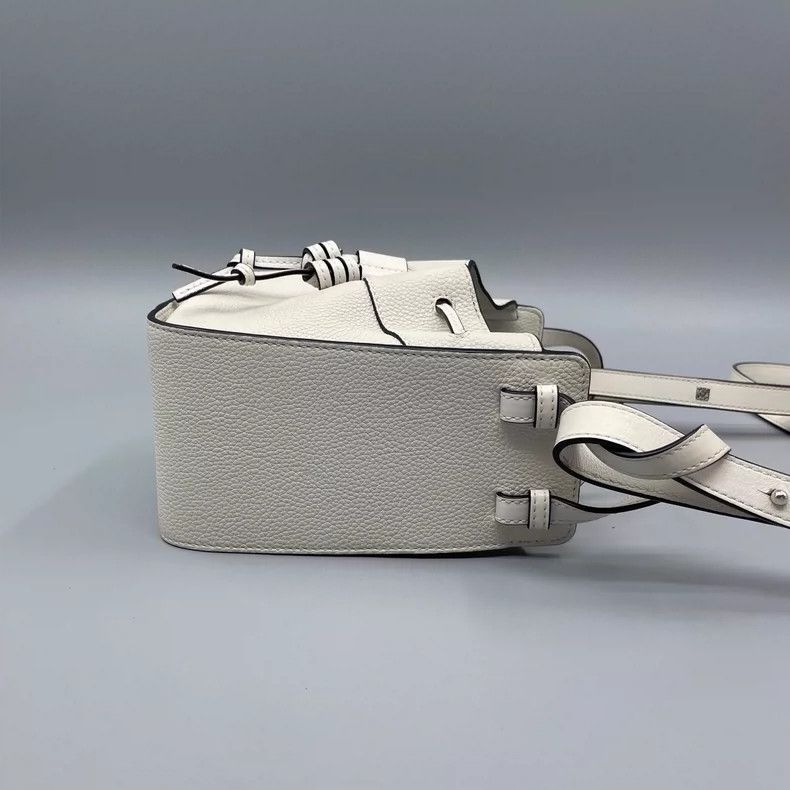 Loewe Loewe Hammock Crossbody Bag in Grey Size ONE SIZE - 5 Thumbnail