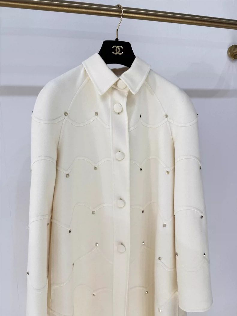 Valentino Valentino Cream Coat with Studs Size L / US 10 / IT 46 - 3 Thumbnail