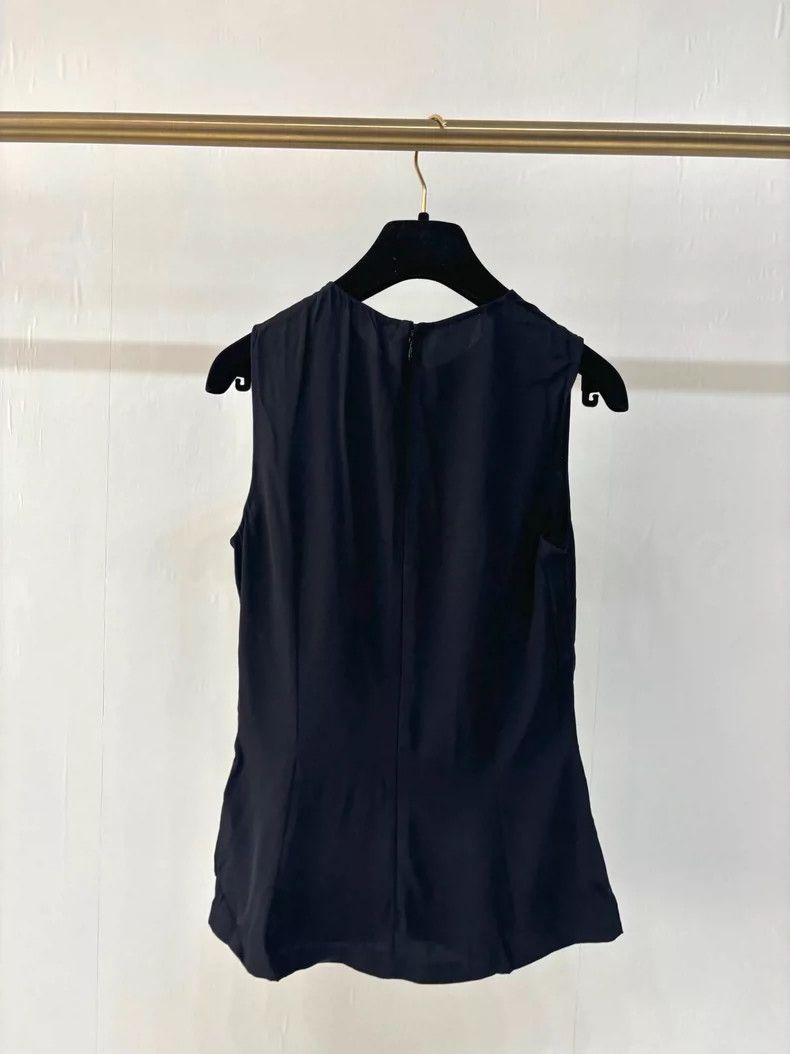 Dolce & Gabbana Sleeveless Silk Top with Lace Details Size S / US 4 / IT 40 - 2 Thumbnail