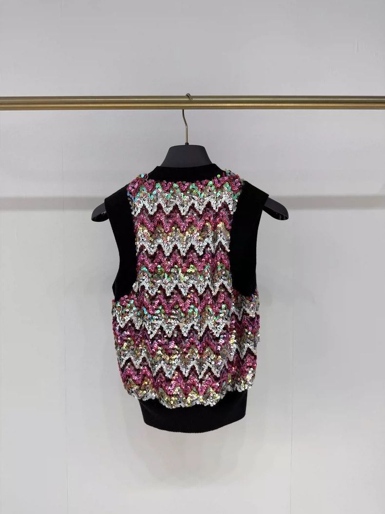 Louis Vuitton High-End Embellished Knit Vest Size XS / US 0-2 / IT 36-38 - 2 Thumbnail