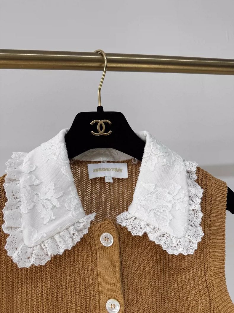 The Row New Knit Vest with Detachable Collar Size M / US 6-8 / IT 42-44 - 3 Thumbnail