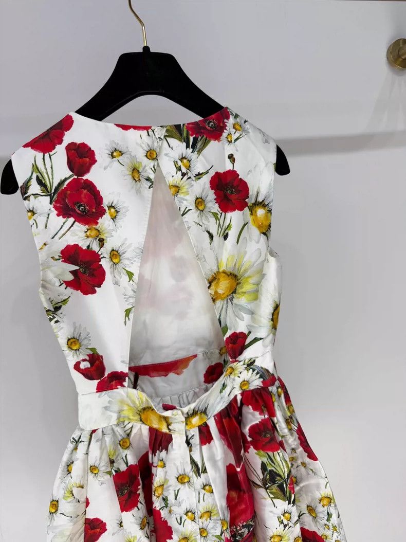 Dolce & Gabbana Floral Print Backless Dress for Exquisite Girls Size S / US 4 / IT 40 - 4 Thumbnail