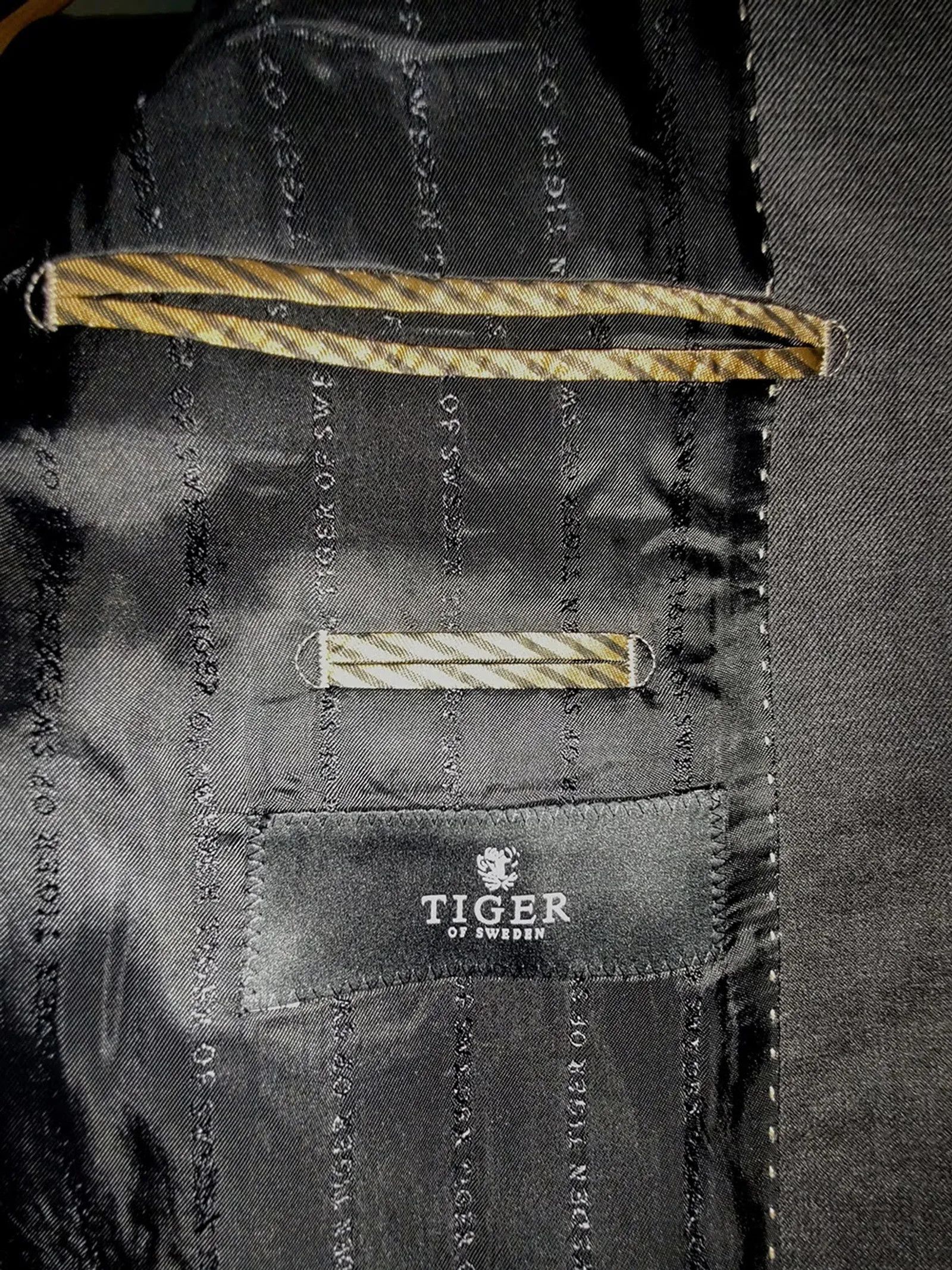 Tiger of Sweden Tiger of Sweden Kalkin Suit Size 40R - 2 Thumbnail