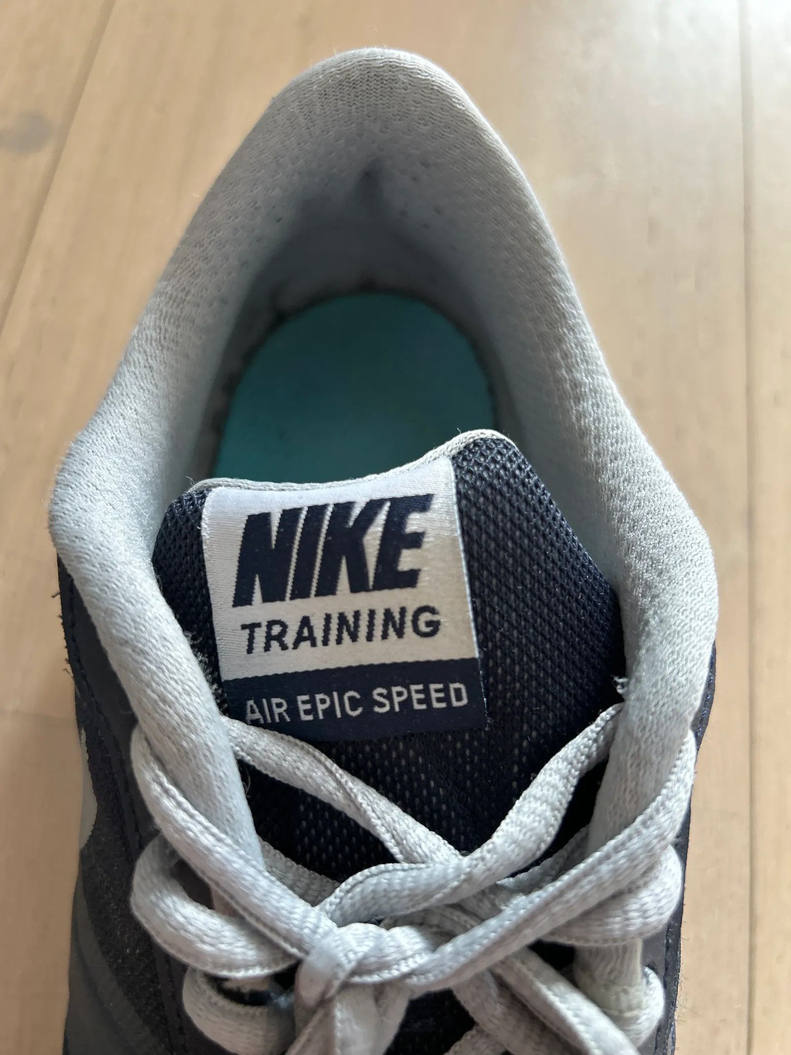 Nike Nike Sneakers Size US 8.5 / EU 41-42 - 2 Thumbnail