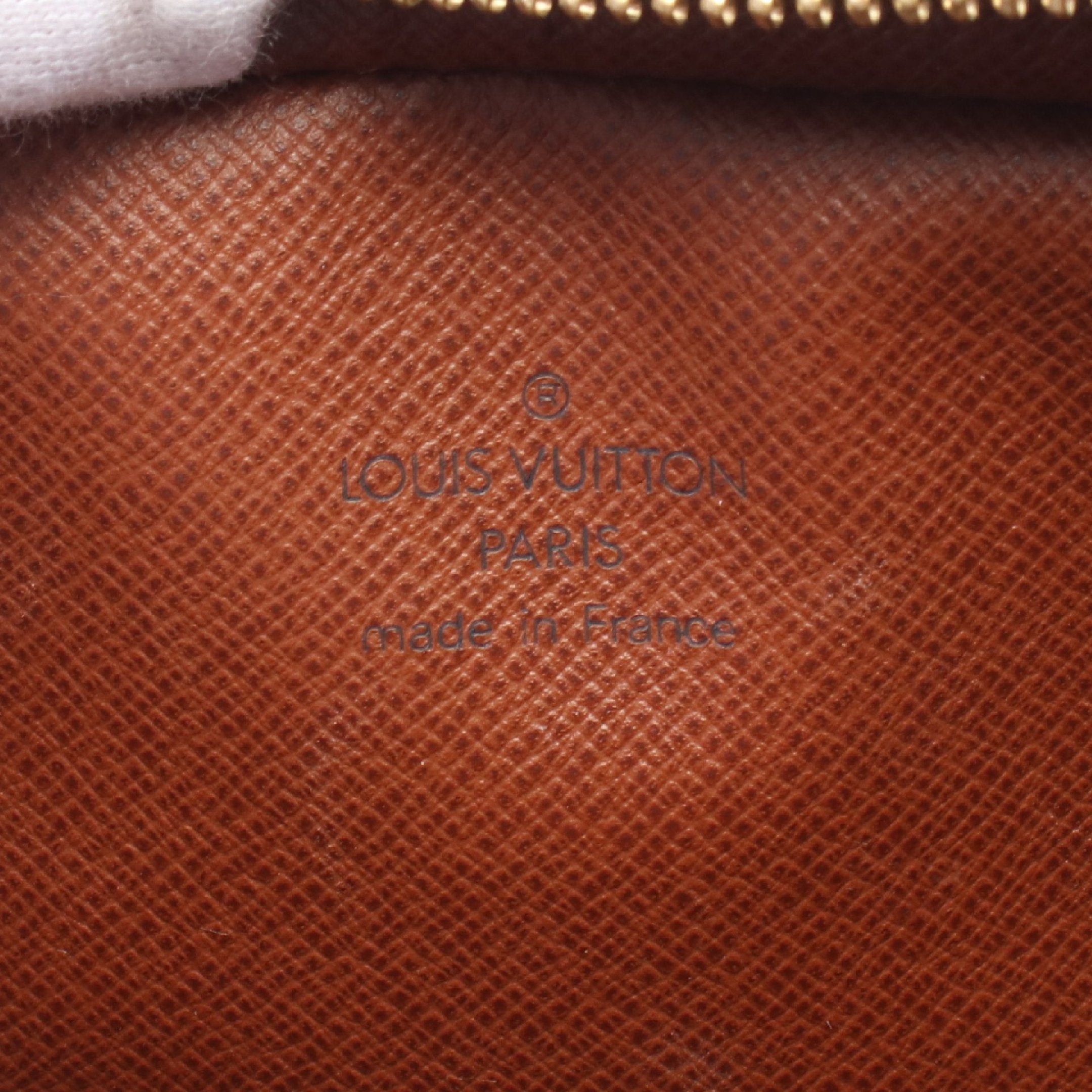 Louis Vuitton Louis Vuitton Amazon Monogram Shoulder Bag Leather Brown Size ONE SIZE - 4 Thumbnail