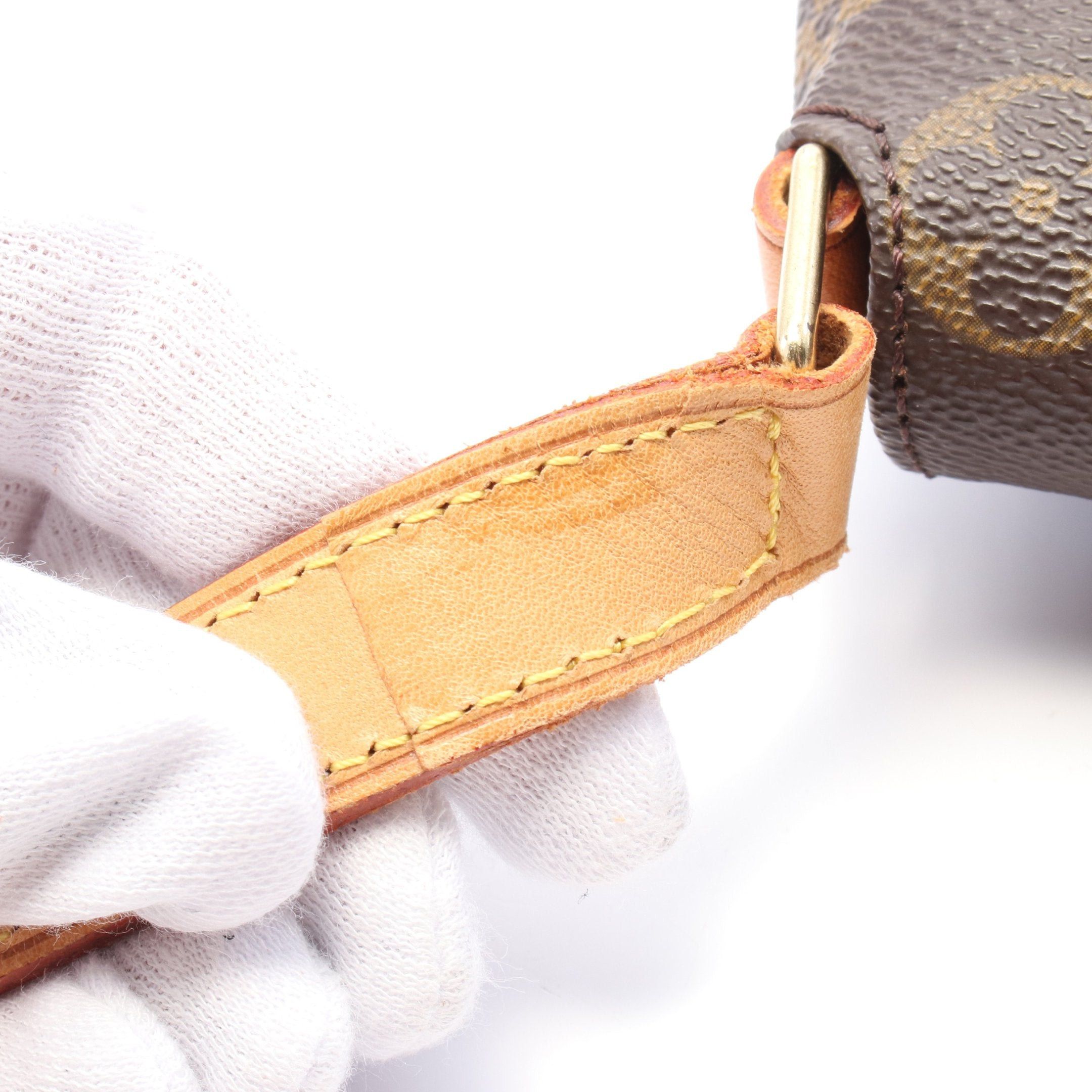 Louis Vuitton Louis Vuitton Musette Salsa Short Strap Monogram Shoulder Bag Leather Brown Size ONE SIZE - 9 Thumbnail