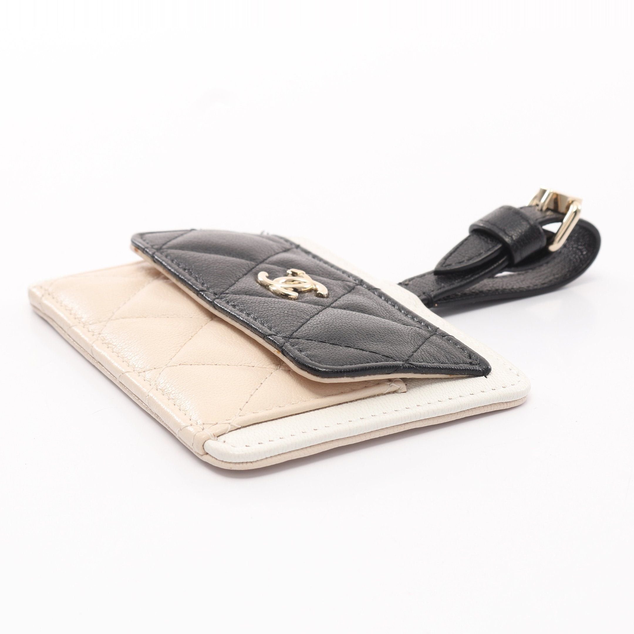 Chanel Chanel Luggage Tag Matelasse Coco Mark Card Case Leather White Black Beige Gold Hardware Size ONE SIZE - 7 Thumbnail