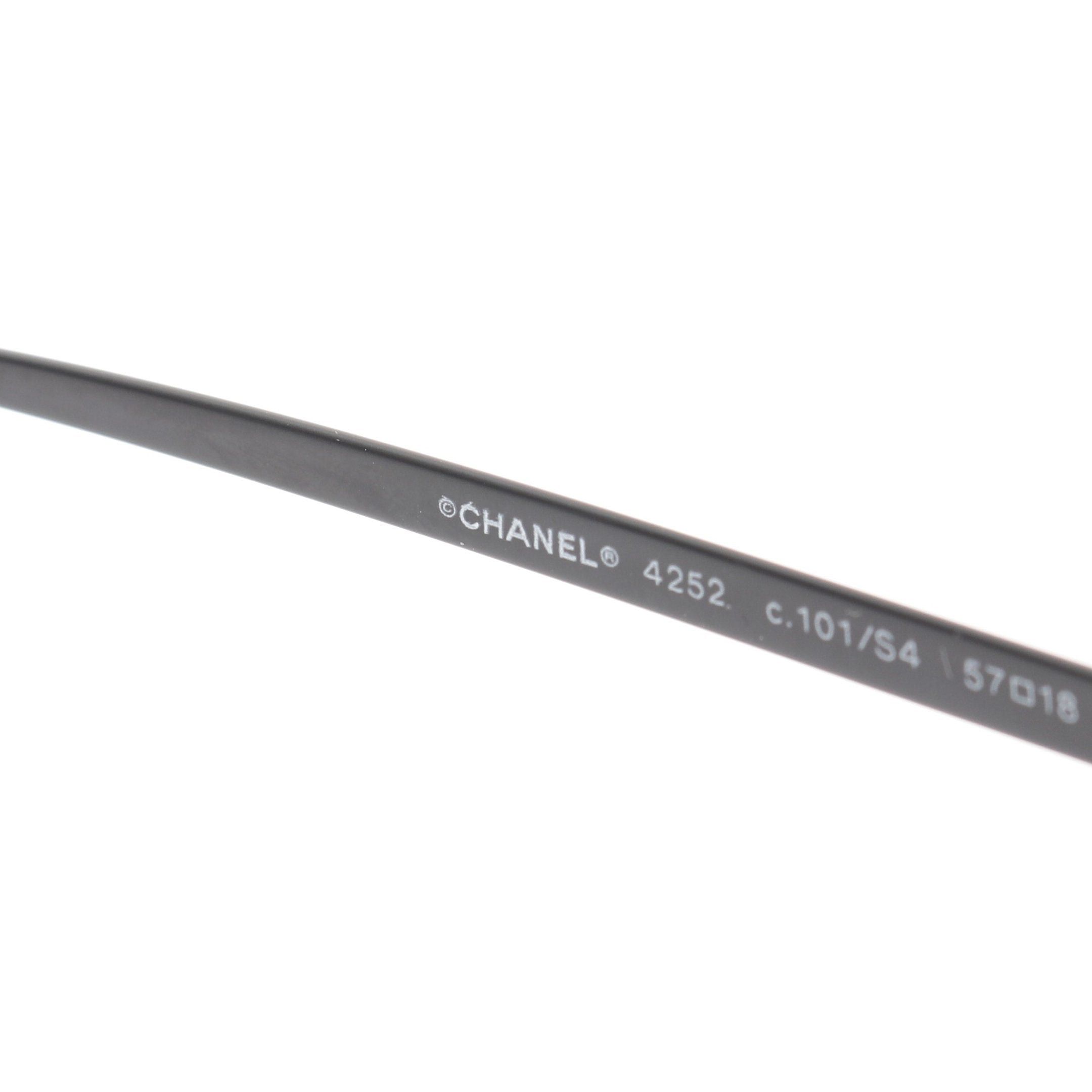 Chanel Chanel Sunglasses Black Size ONE SIZE - 4 Thumbnail