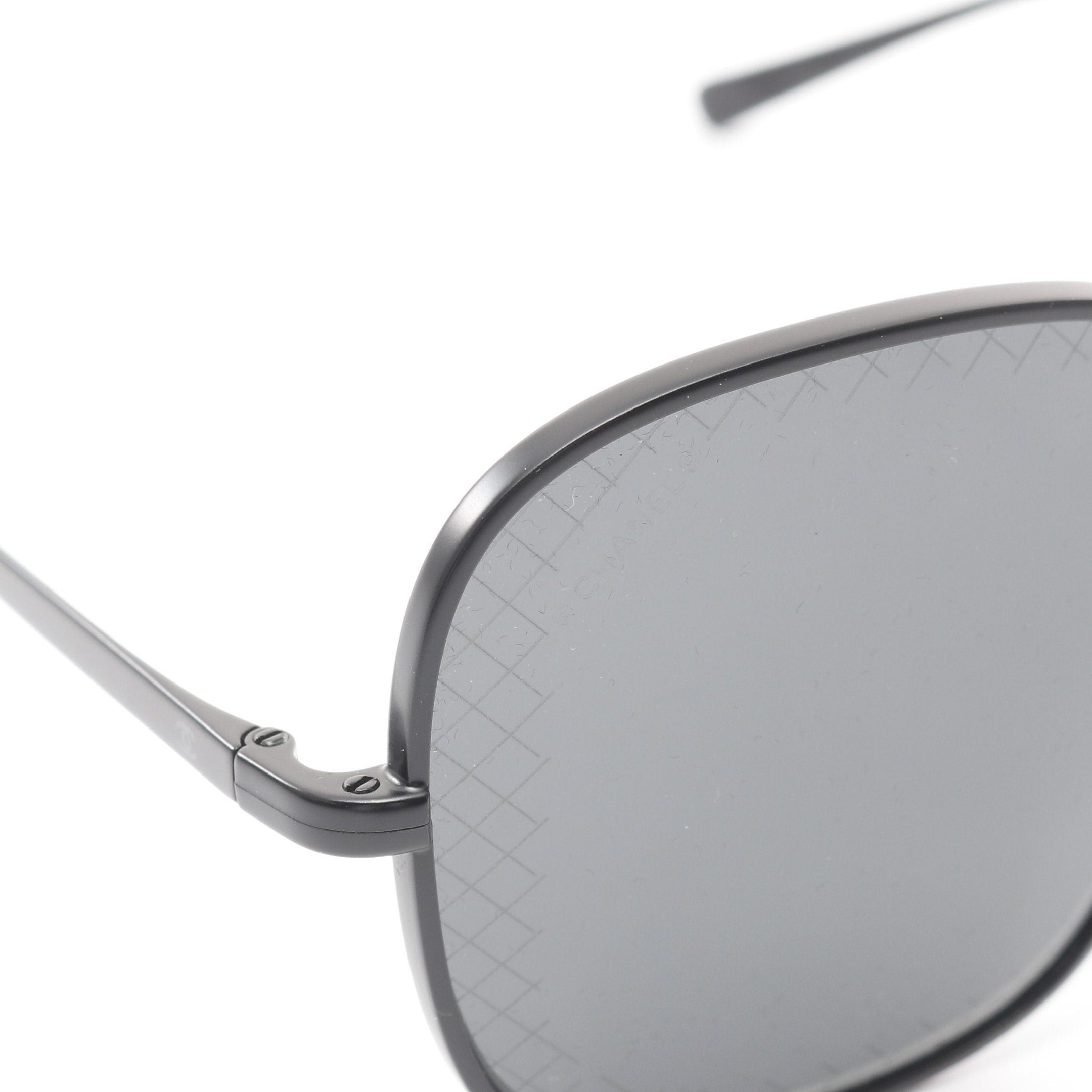 Chanel Chanel Sunglasses Black Size ONE SIZE - 7 Thumbnail