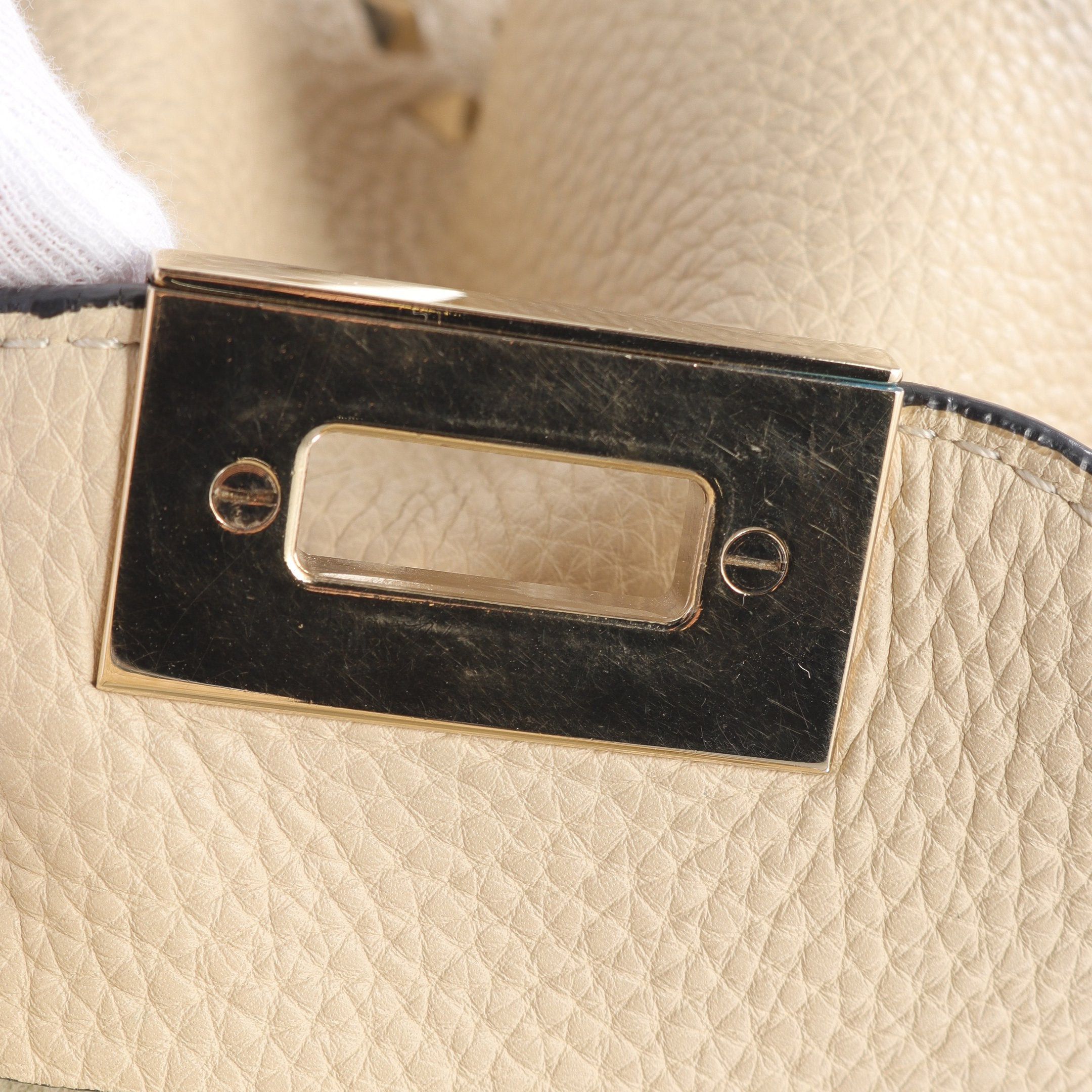 Valentino Valentino Rockstud Handbag Tote Bag Leather Off White Size ONE SIZE - 11 Thumbnail