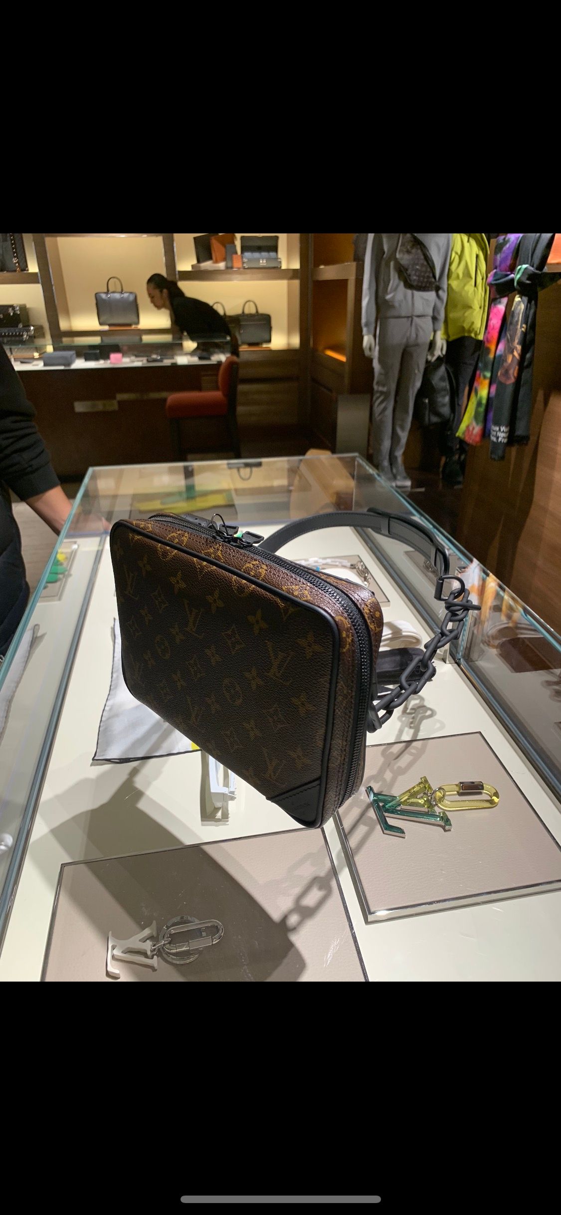 LV Utility Front Bag Condition B