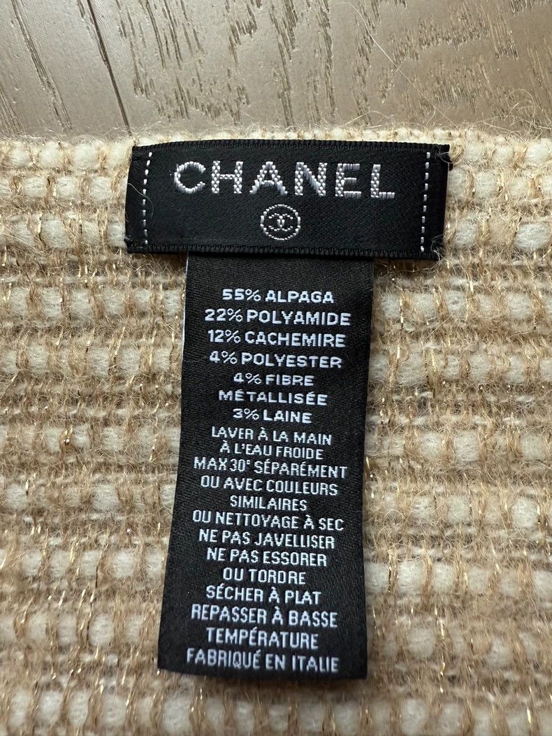 Chanel Chanel Cashmere Scarf with Gold Logo Size ONE SIZE - 3 Thumbnail