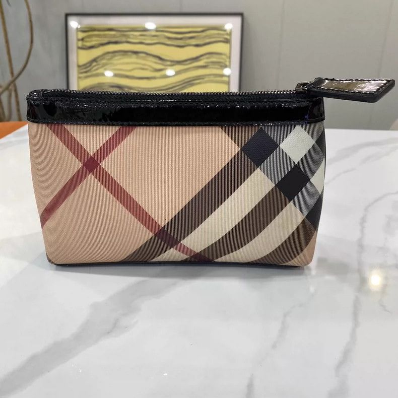 Burberry Burberry Toiletry Makeup Pouch Small Bag Size ONE SIZE - 2 Thumbnail