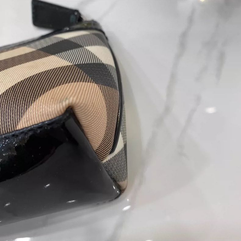 Burberry Burberry Toiletry Makeup Pouch Small Bag Size ONE SIZE - 6 Thumbnail