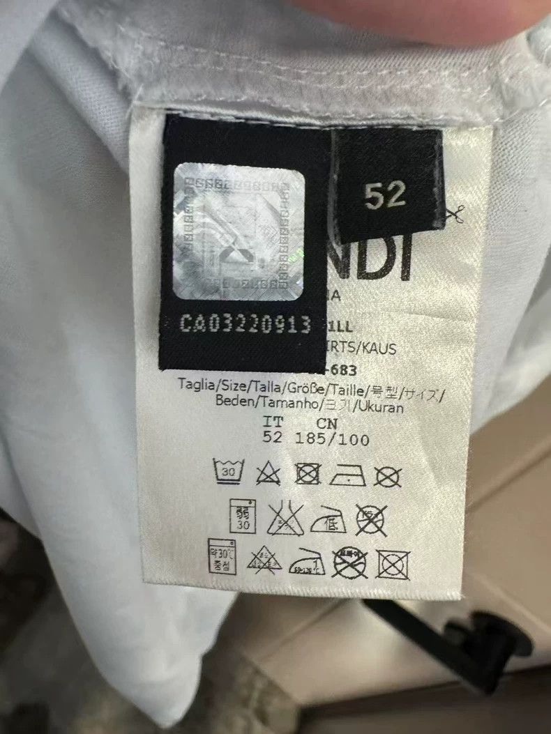 Fendi Fendi Short Sleeve T-shirt with Monster Eyes Size US L / EU 52-54 / 3 - 4 Thumbnail