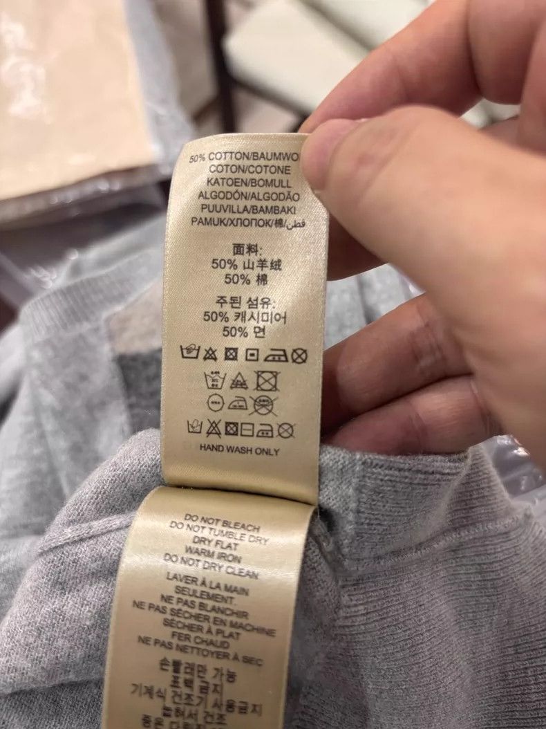 Burberry Burberry Cashmere Sweater Light Grey Color Size US M / EU 48-50 / 2 - 6 Thumbnail