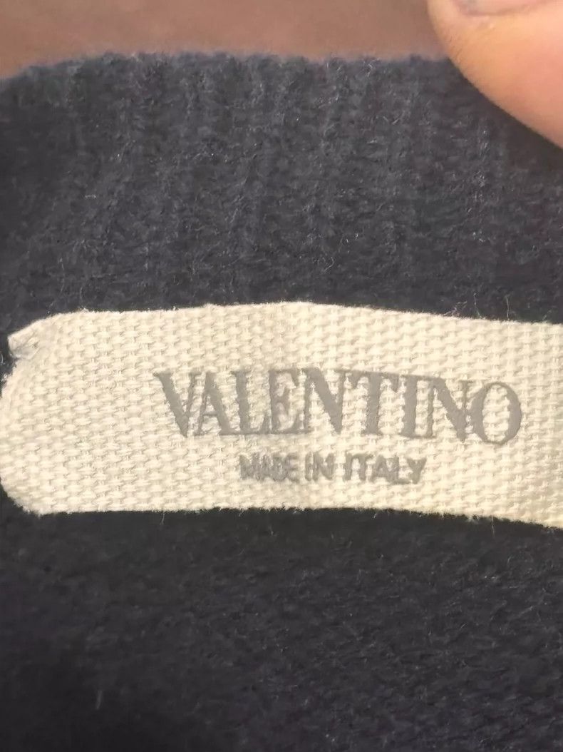 Valentino Valentino Cashmere Classic Sweater with Studs Size US M / EU 48-50 / 2 - 5 Thumbnail
