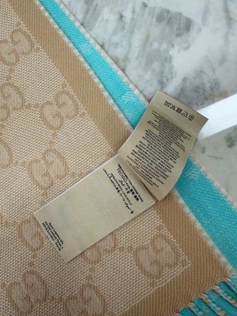 Gucci Gucci Double-Sided Logo Print Scarf Size ONE SIZE - 5 Thumbnail