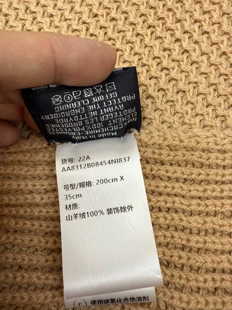 Chanel New Chanel Sequin Letter Scarf in Beige Size ONE SIZE - 5 Thumbnail