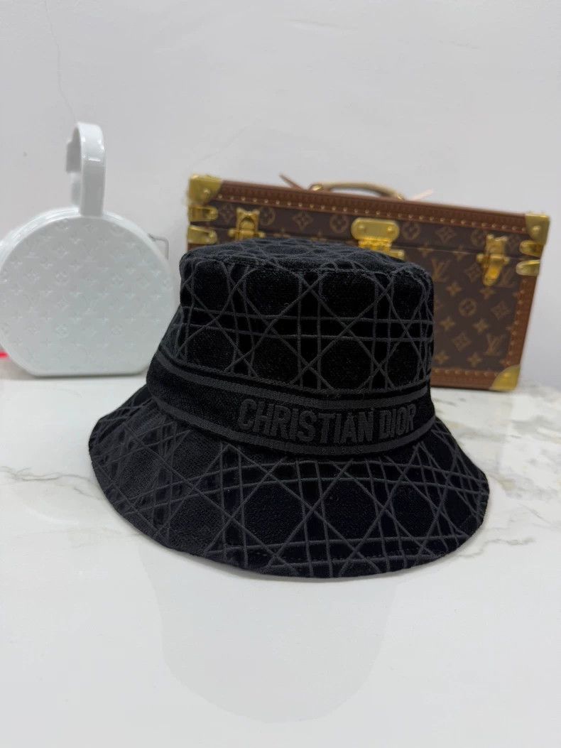 Dior New Dior Velvet Fisherman Hat Size 56 Size ONE SIZE - 3 Thumbnail