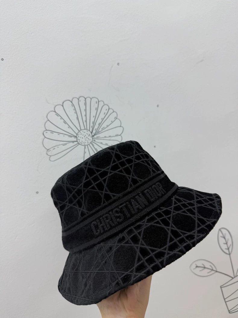 Dior New Dior Velvet Fisherman Hat Size 56 Size ONE SIZE - 2 Thumbnail