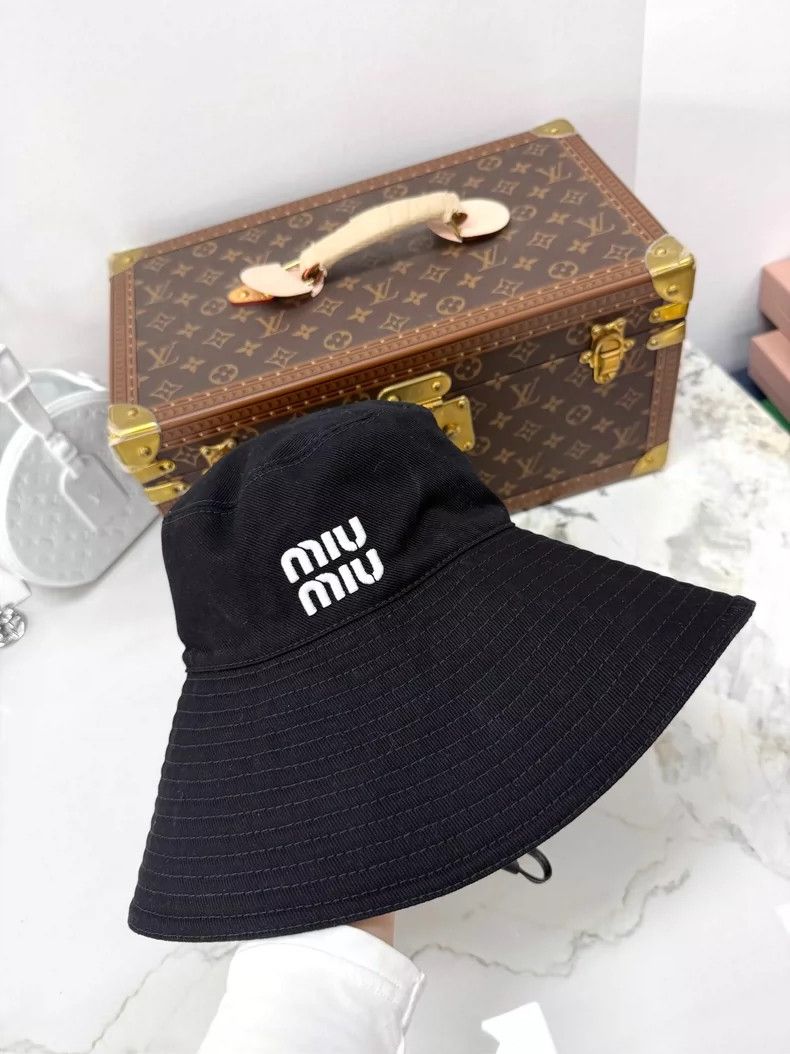 Miu Miu Miu Miu Logo Bucket Hat with Drawstring Size ONE SIZE - 3 Thumbnail