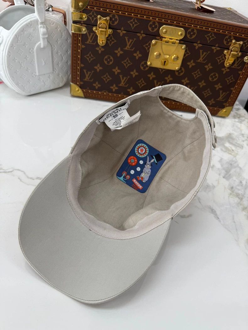 Hermes Hermes H Logo Baseball Cap in Gray Size ONE SIZE - 2 Thumbnail