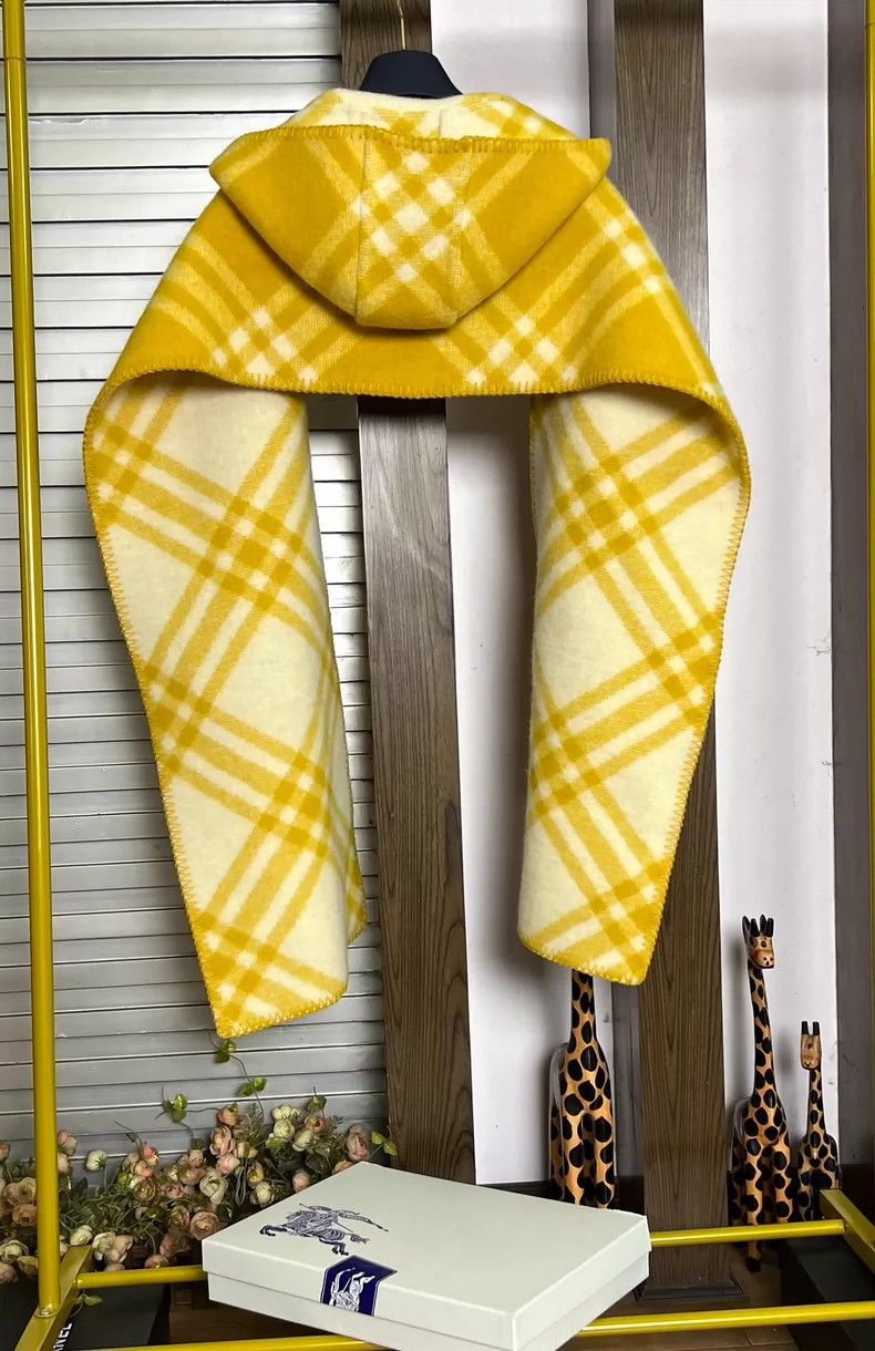 Burberry Burberry Yellow Plaid Hooded Scarf Size ONE SIZE - 2 Thumbnail
