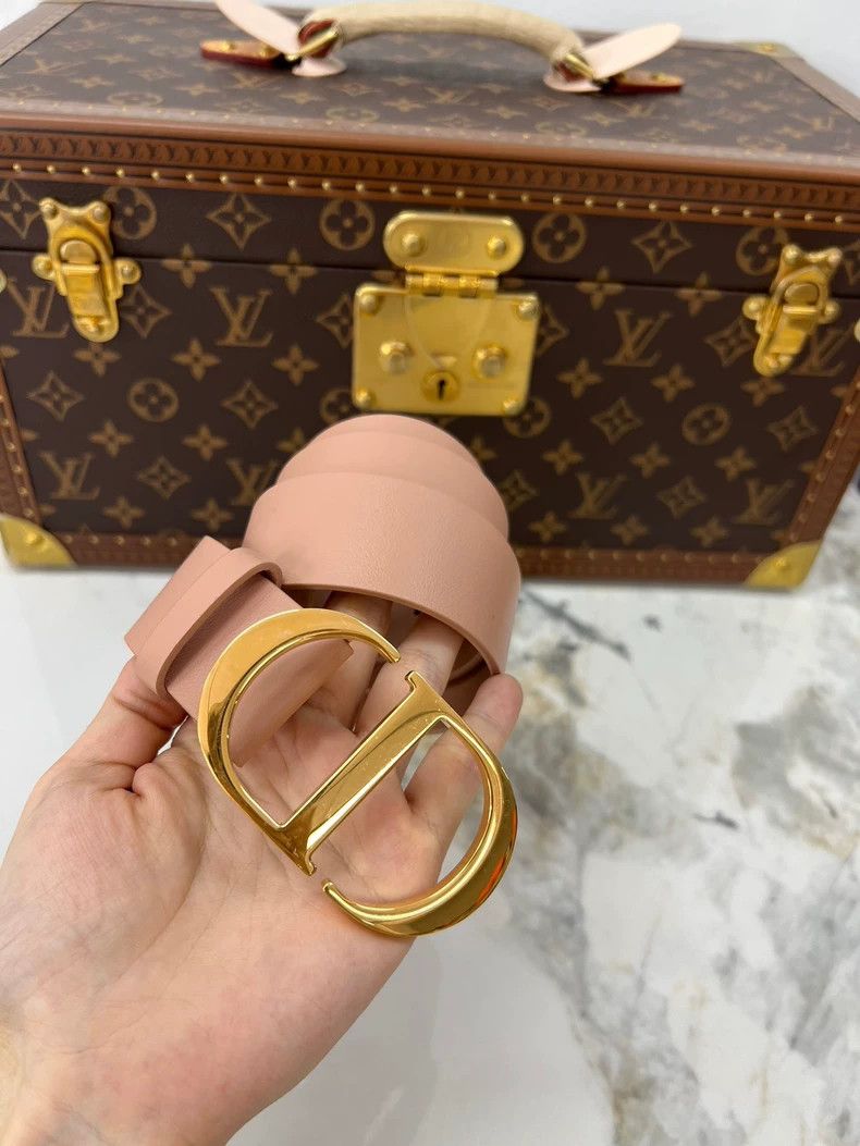 Dior Dior Gold Buckle Belt in Nude Pink Size ONE SIZE - 2 Thumbnail