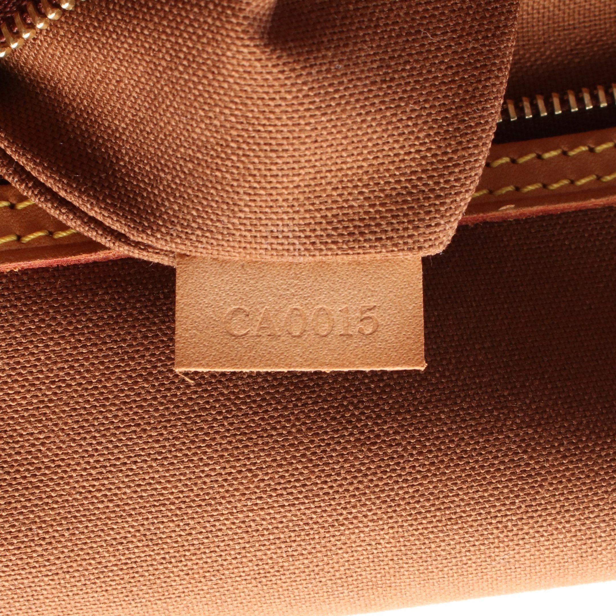 Louis Vuitton Louis Vuitton Aves Monogram Shoulder Bag Leather Brown Size ONE SIZE - 5 Thumbnail