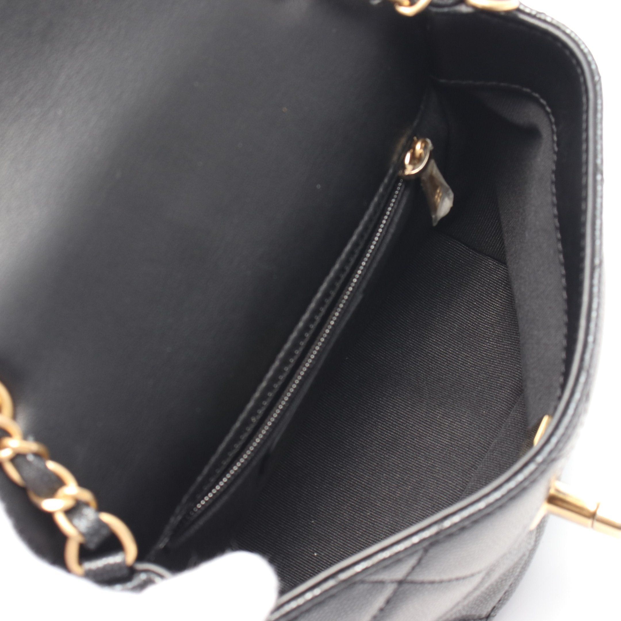Chanel Chanel Chain Shoulder Bag Caviar Skin Black Gold Hardware Size ONE SIZE - 3 Thumbnail