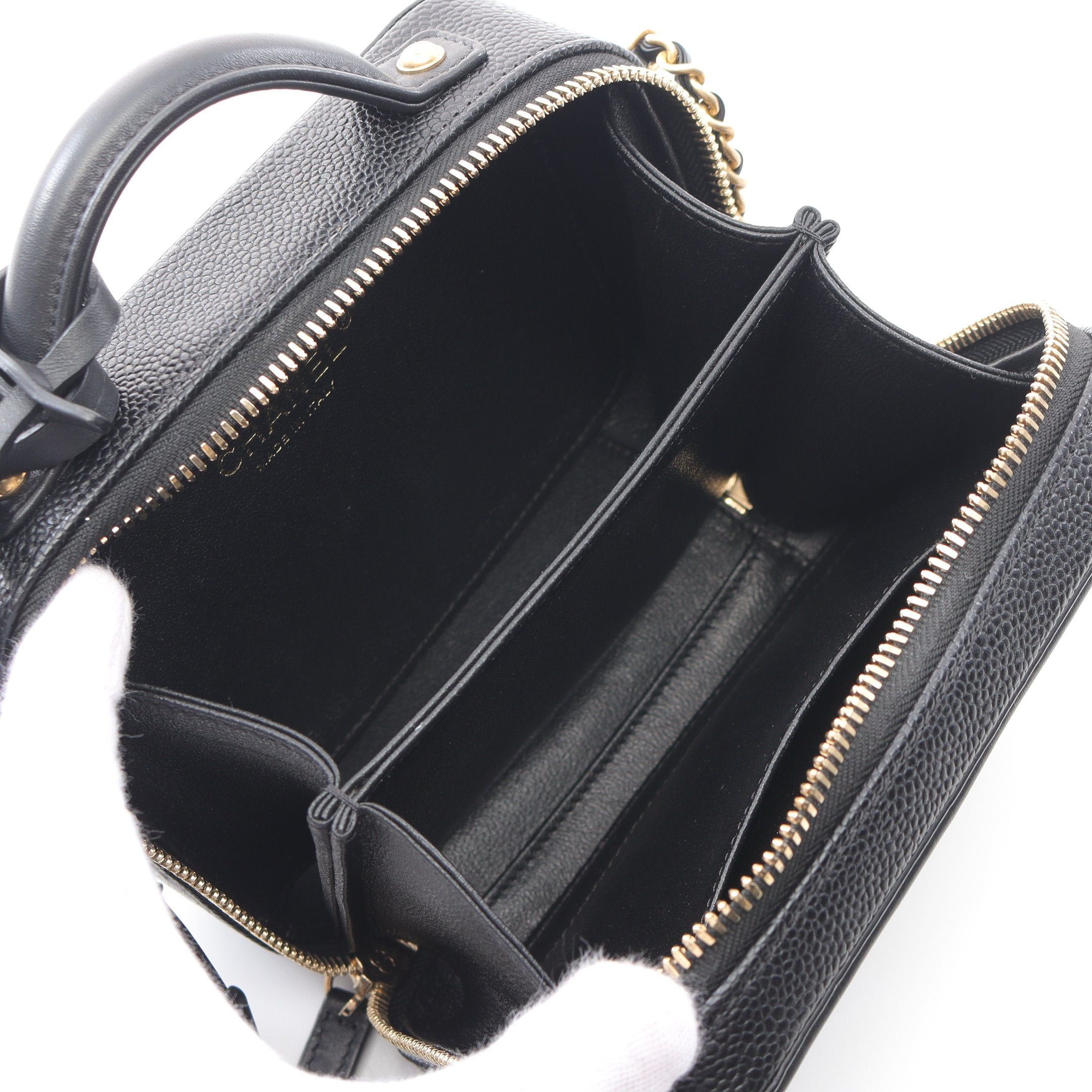 Chanel Chanel Cc Figley Small Vanity Bag Chain Shoulder Caviar Skin Black Gold Hardware Size ONE SIZE - 3 Thumbnail