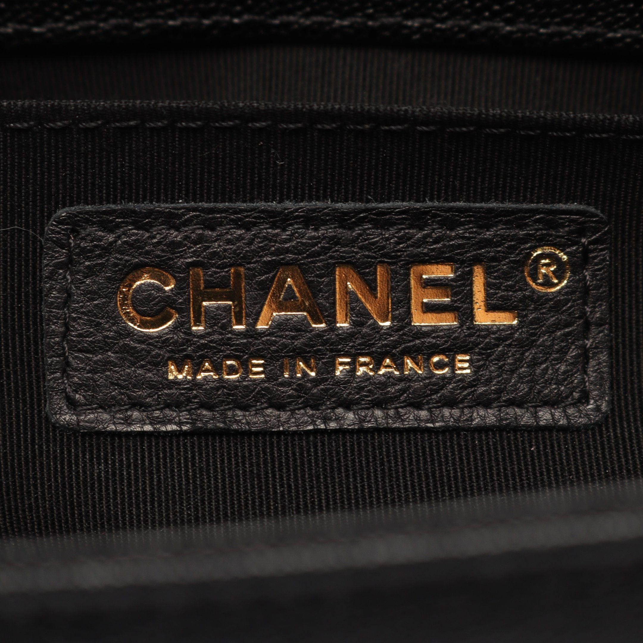 Chanel Chanel Boy Chanel Small V-Stitch Chevron Chain Shoulder Bag Caviar Skin Black Gold Hardware Size ONE SIZE - 4 Thumbnail