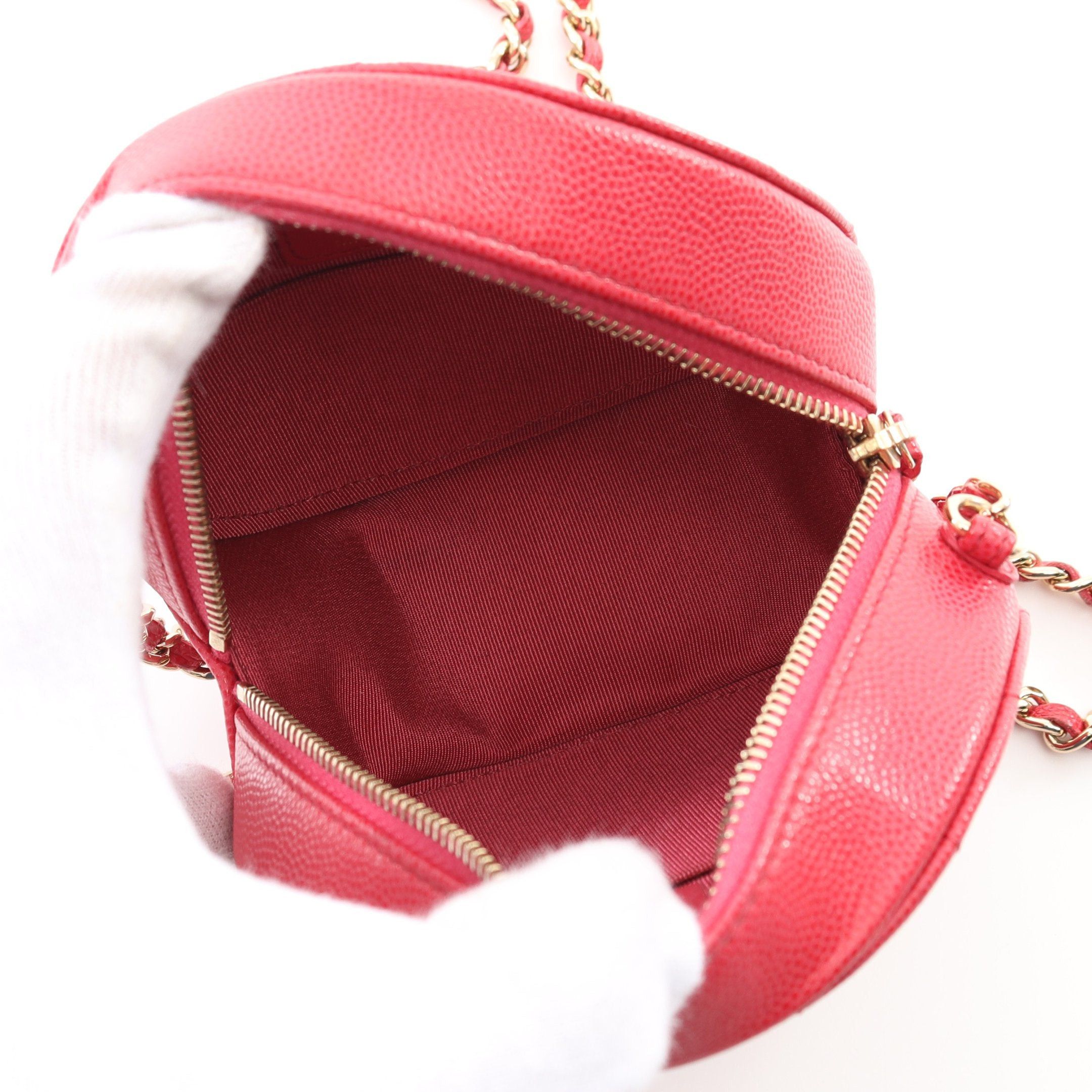 Chanel Chanel Matelasse Round Mini Chain Shoulder Bag Caviar Skin Red Gold Hardware Size ONE SIZE - 3 Thumbnail