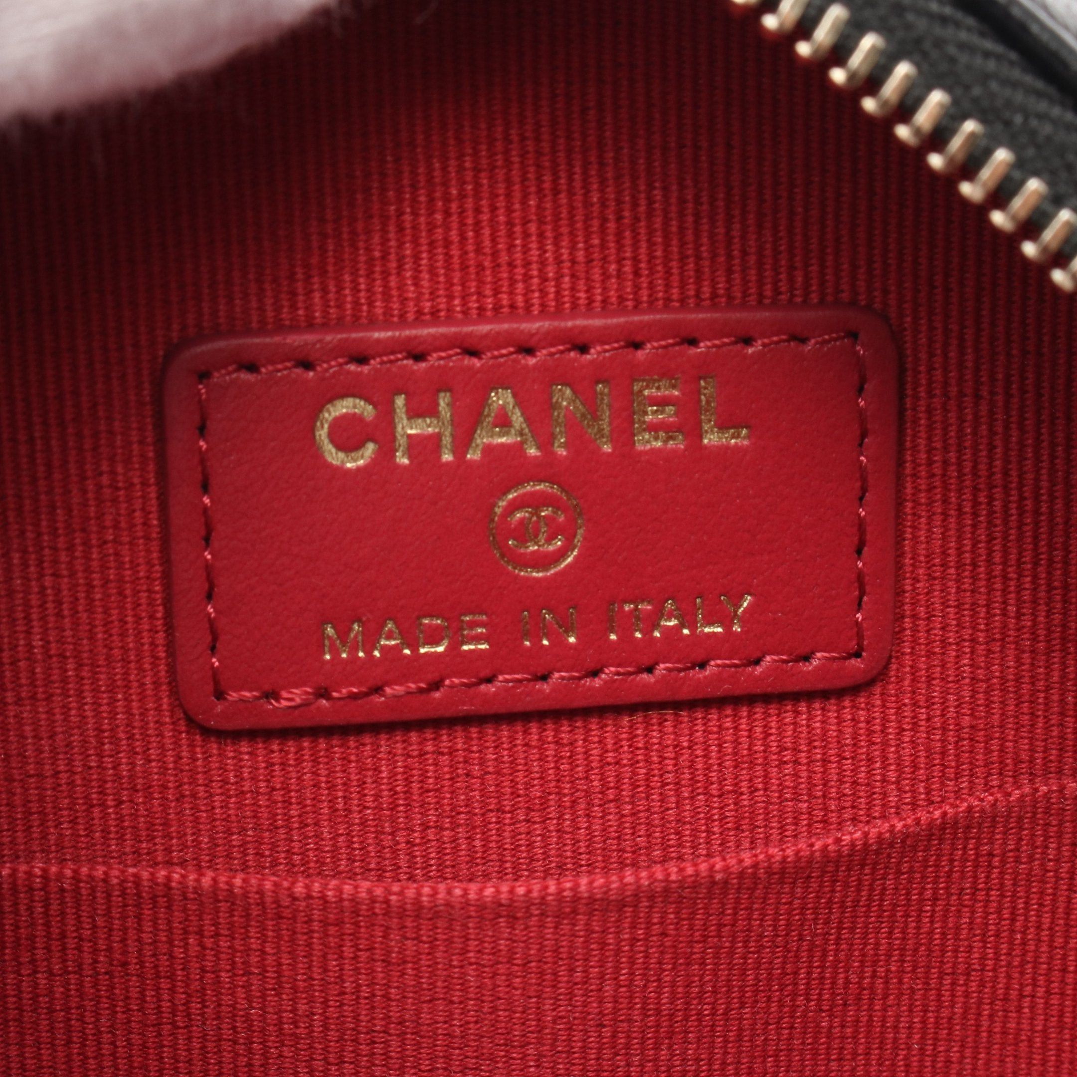 Chanel Chanel Chanel 19 Matelasse Chain Shoulder Bag Leather Black Combination Metal Fittings Size ONE SIZE - 4 Thumbnail