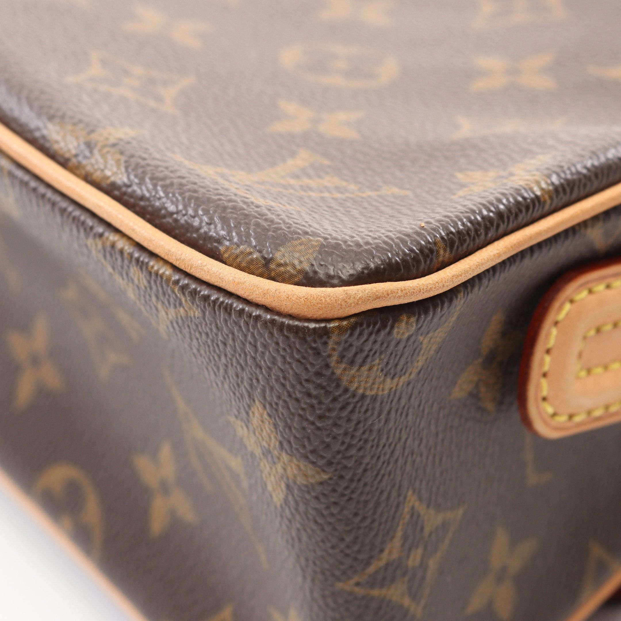 Louis Vuitton Louis Vuitton Vivacite Mm Monogram Shoulder Bag Leather Brown Size ONE SIZE - 7 Thumbnail
