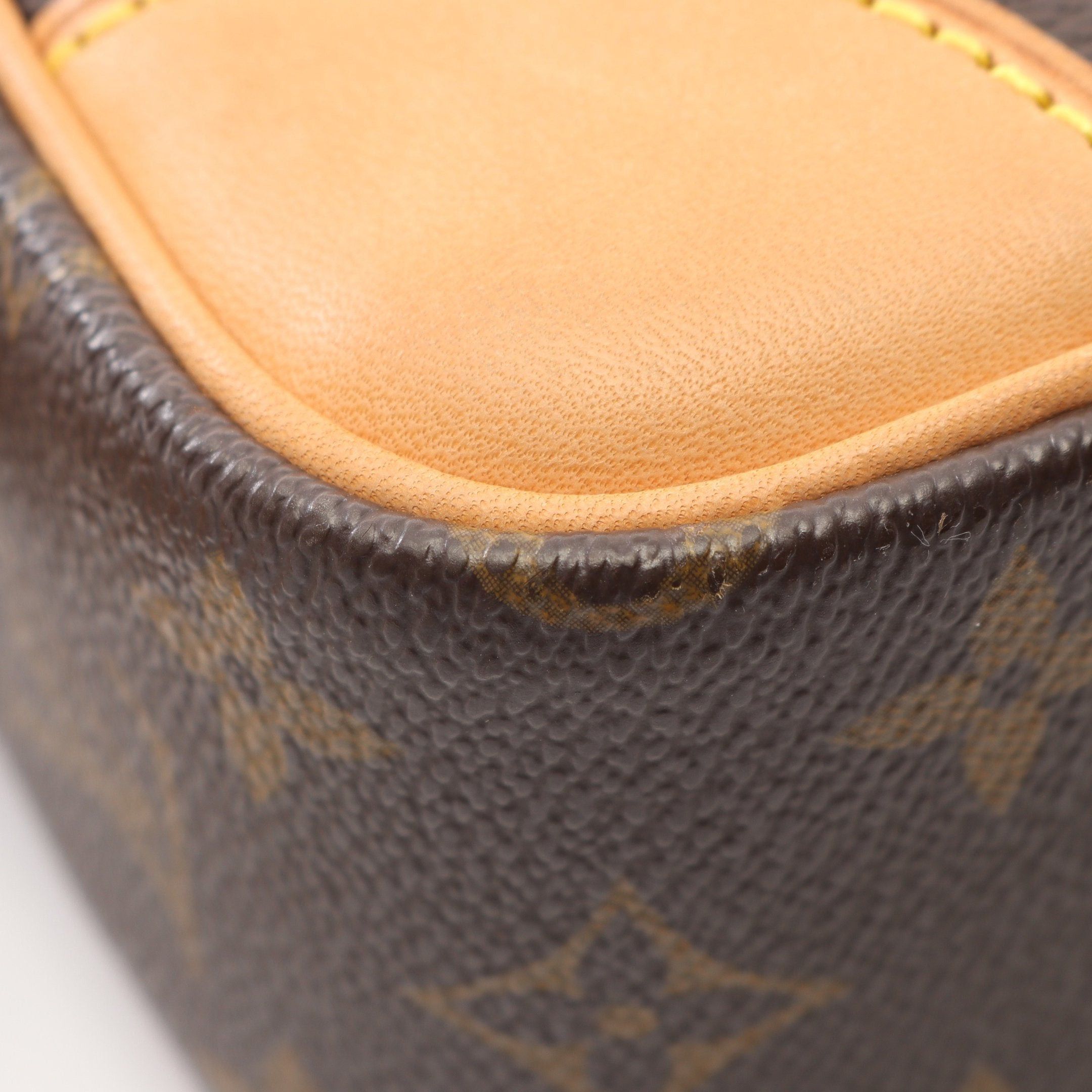 Louis Vuitton Louis Vuitton Trocadero 27 Monogram Shoulder Bag Leather Brown Size ONE SIZE - 6 Thumbnail