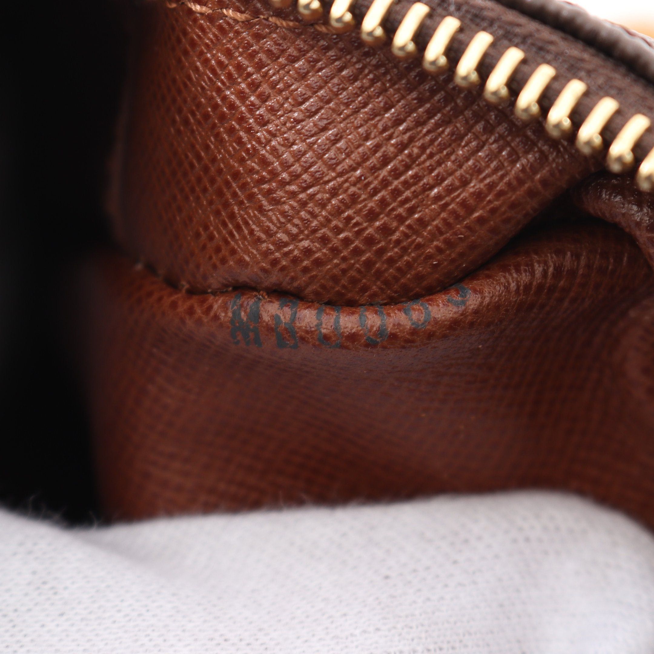 Louis Vuitton Louis Vuitton Trocadero 27 Monogram Shoulder Bag Leather Brown Size ONE SIZE - 5 Thumbnail